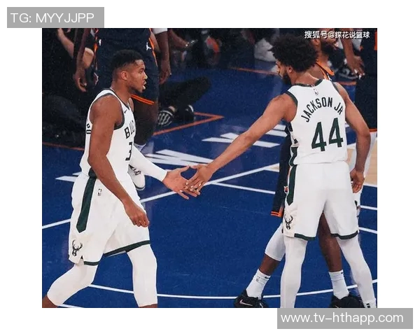 尼克斯与雄鹿交易谈判开启大桥续约后局势变化引关注