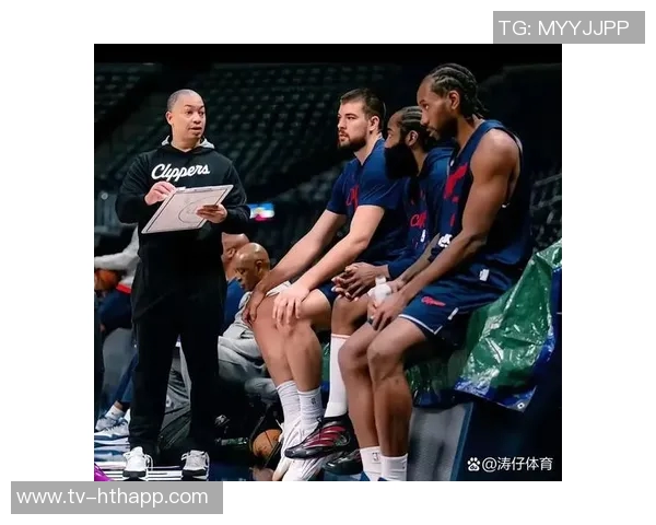 热火新援鲍威尔表现出色半场贡献13分3助攻助力球队火力全开 热火新援鲍威尔表现出色半场贡献13分3助攻助力球队火力全开